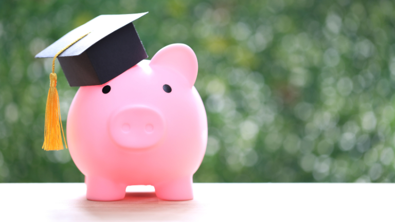 Educação financeira desde cedo: O caminho prático para formar decisões inteligentes Kelsem Ricardo Rios Lima reforça que aprender sobre dinheiro desde cedo desenvolve escolhas mais conscientes e seguras ao longo da vida.