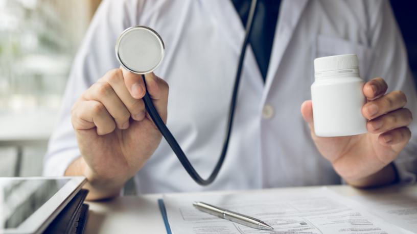 A negativa de procedimento pelo plano de saúde pode ser contestada conforme a legislação. Alexandre Costa Pedrosa destaca as medidas possíveis nessa situação.